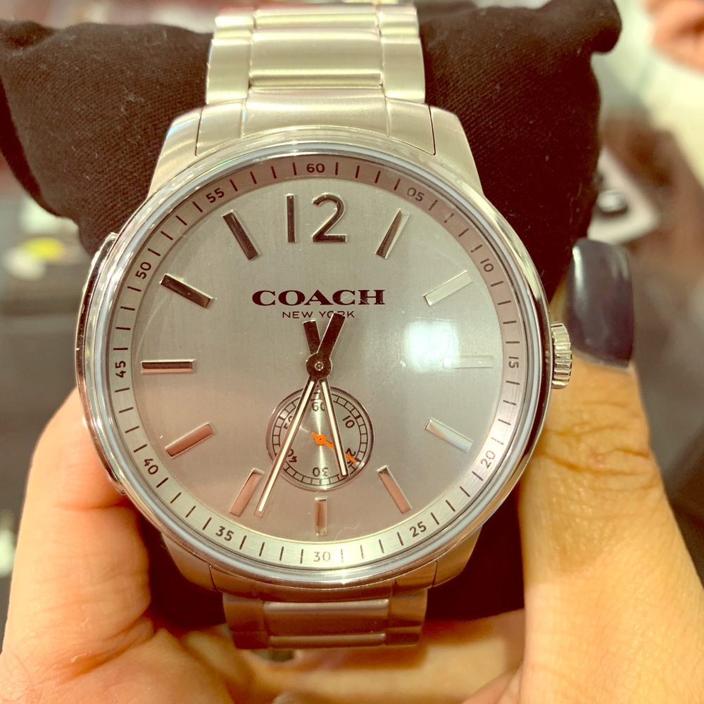 Men’s coach watch